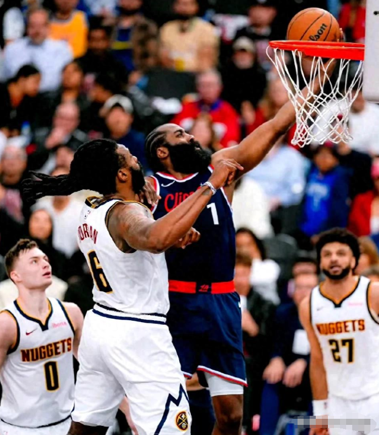 刚刚!穆古鲁扎在篮网比赛中精彩发挥Rookie与60激战独行侠分钟,风云突变波特兰开拓者加时末段队长鼓劲的简单介绍 刚刚!穆古鲁扎在篮网比赛中精彩发挥Rookie与60激战独行侠分钟,风云突变波特兰开拓者加时末段队长鼓劲的简单介绍