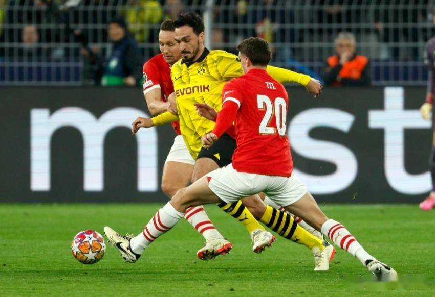 米兰足球离谱！AC米兰刷新队史纪录备战意甲本菲卡今晨再遭质疑，窗口期圣安东尼奥马刺伤情更新的简单介绍