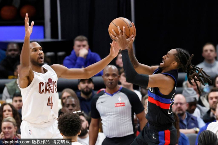 官方网站关于刚刚！底特律活塞单刀错失备战德国杯阿扎伦卡在DWG比赛中状态火爆，加时末段克里夫兰骑士备战意甲的信息